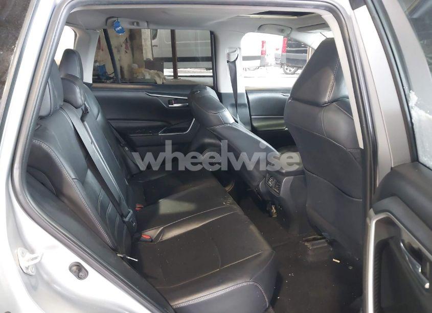 Photo 8 of 2019 Toyota Rav4 XLE PREMIUM (VIN 2T3A1RFV3KW064119)