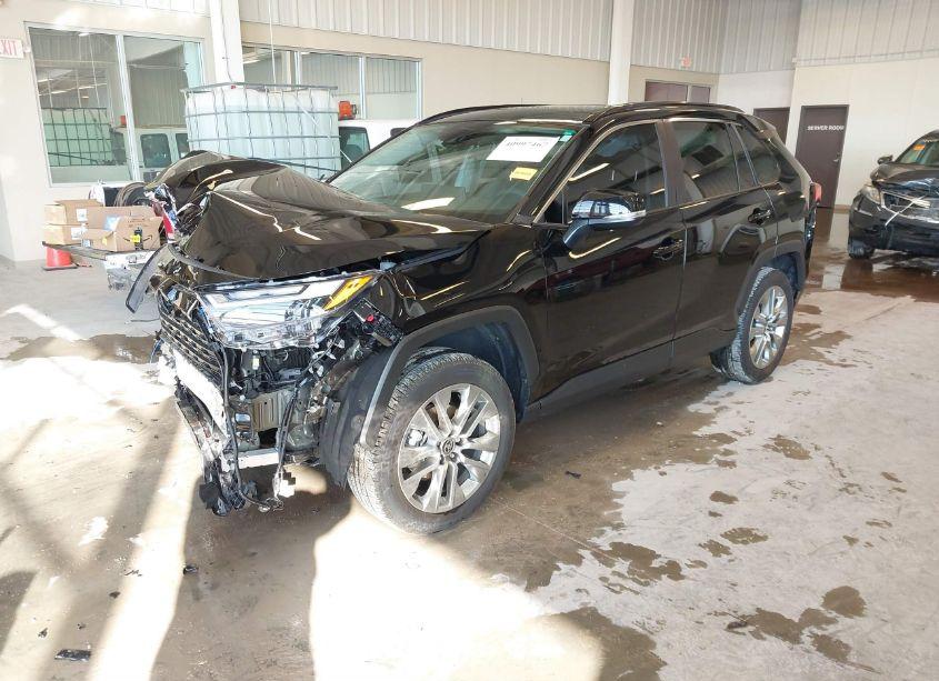Photo 2 of 2023 Toyota Rav4 XLE PREMIUM (VIN 2T3A1RFV3PC389698)