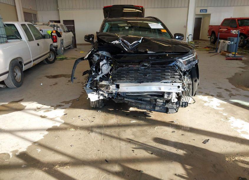 Photo 6 of 2023 Toyota Rav4 XLE PREMIUM (VIN 2T3A1RFV3PC389698)