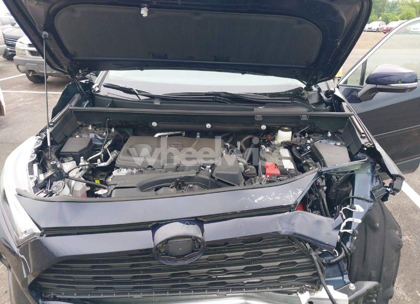 Photo 10 of 2025 Toyota Rav4 XLE PREMIUM (VIN 2T3A1RFV3SW498119)