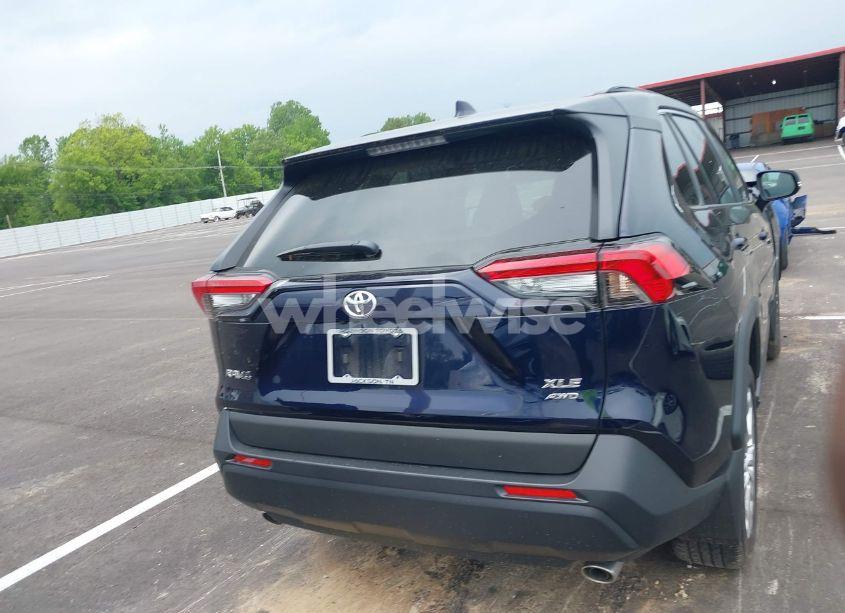 Photo 16 of 2025 Toyota Rav4 XLE PREMIUM (VIN 2T3A1RFV3SW498119)