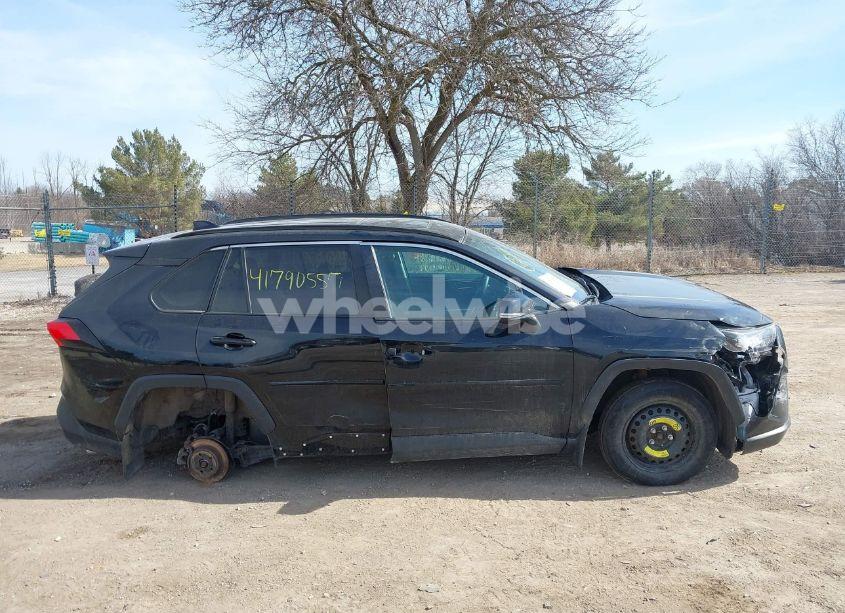 Photo 13 of 2021 Toyota Rav4 XLE PREMIUM (VIN 2T3A1RFV4MC162984)