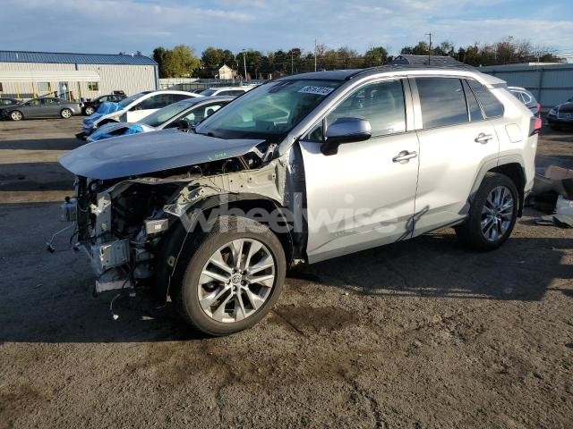 Photo 5 of 2021 TOYOTA RAV4 XLE PREMIUM (VIN 2T3A1RFV4MC177226)