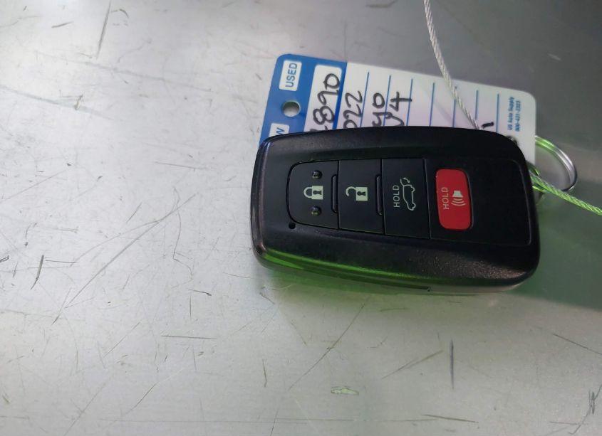 Photo 11 of 2022 Toyota Rav4 XLE PREMIUM (VIN 2T3A1RFV4NC311945)