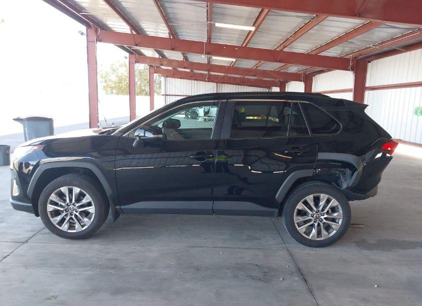 Photo 14 of 2022 Toyota Rav4 XLE PREMIUM (VIN 2T3A1RFV4NC311945)