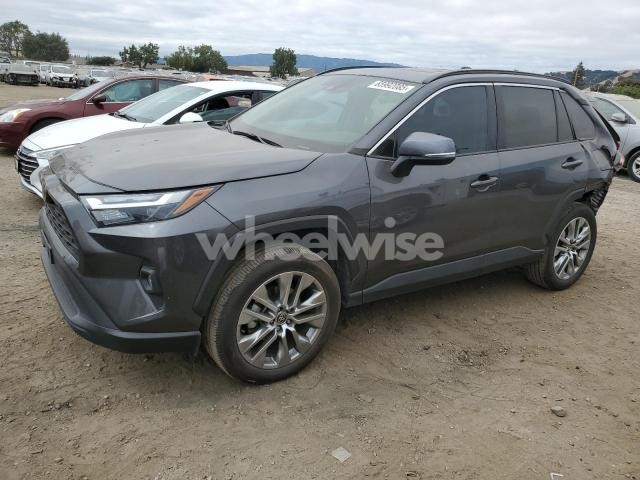 Photo 6 of 2022 TOYOTA RAV4 XLE PREMIUM (VIN 2T3A1RFV4NW328100)