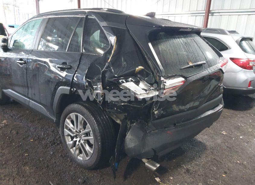 Photo 6 of 2023 Toyota Rav4 XLE PREMIUM (VIN 2T3A1RFV4PC386406)