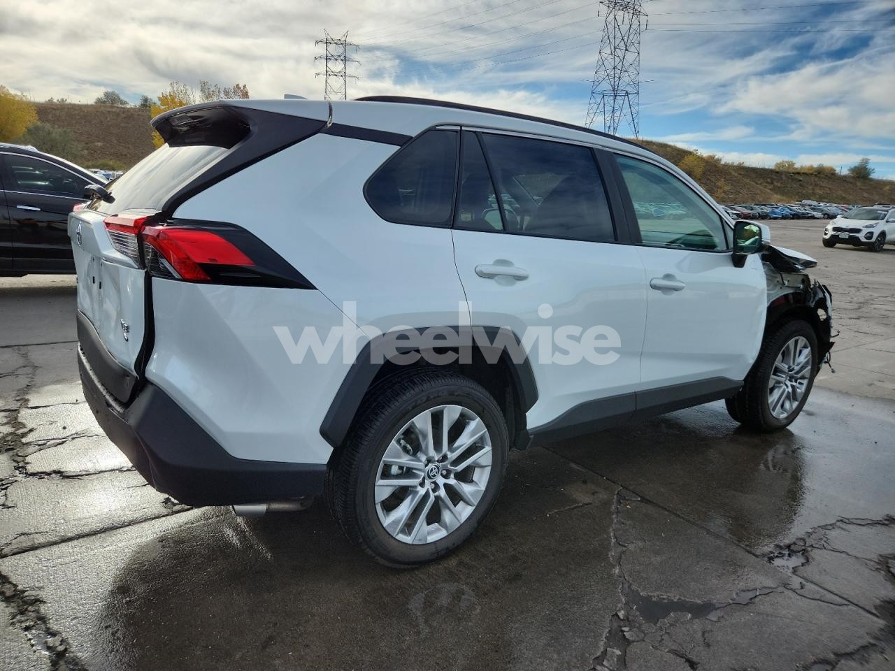 Photo 3 of 2023 TOYOTA RAV4 XLE PREMIUM (VIN 2T3A1RFV4PW393175)