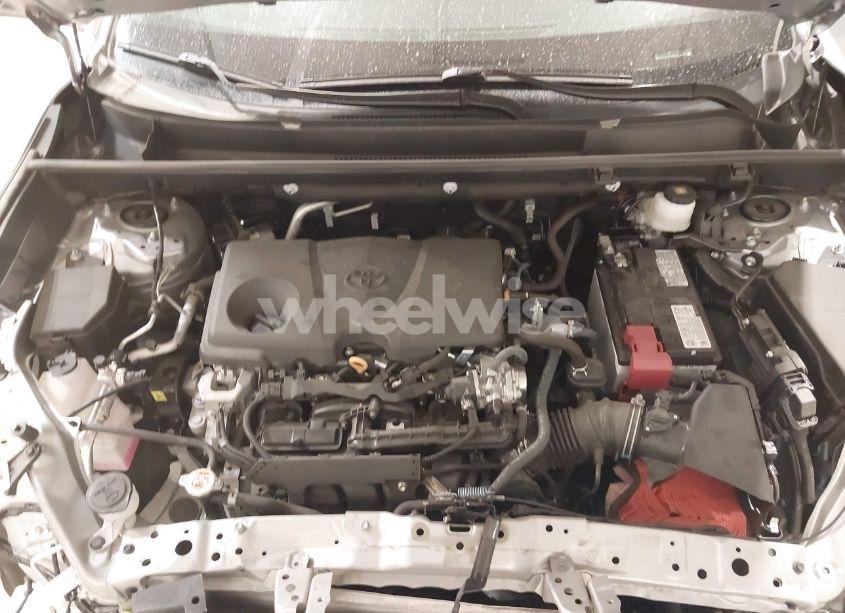 Photo 10 of 2024 Toyota Rav4 XLE PREMIUM (VIN 2T3A1RFV4RW434469)