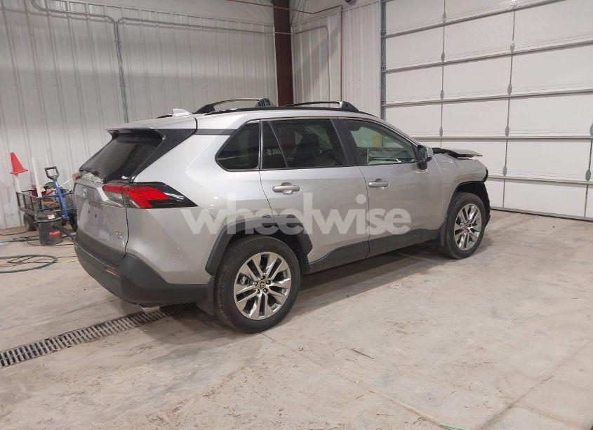 Photo 4 of 2024 Toyota Rav4 XLE PREMIUM (VIN 2T3A1RFV4RW434469)