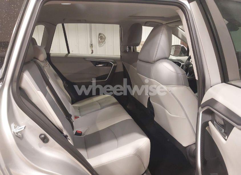 Photo 8 of 2024 Toyota Rav4 XLE PREMIUM (VIN 2T3A1RFV4RW434469)