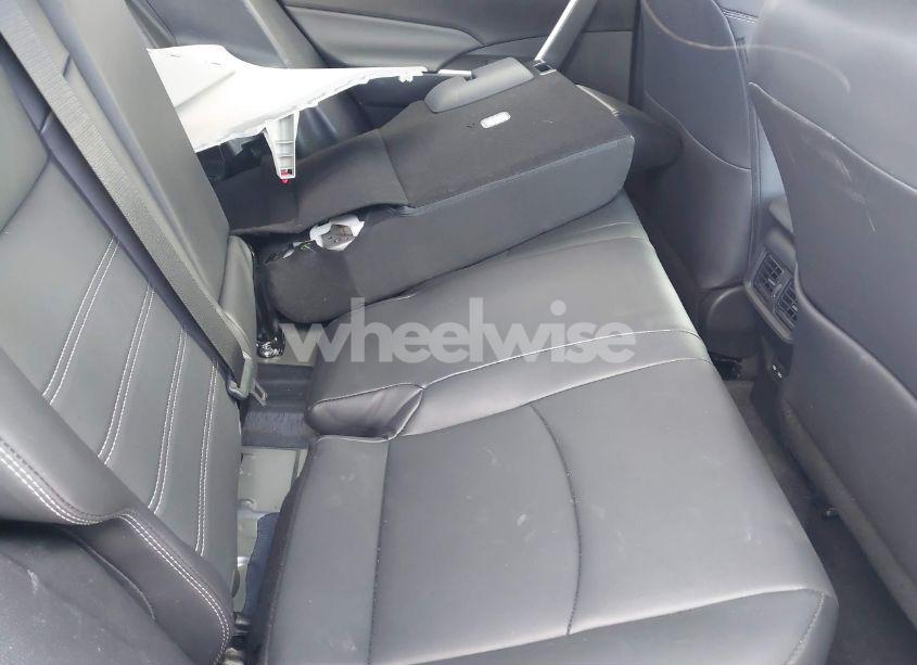 Photo 8 of 2024 Toyota Rav4 XLE PREMIUM (VIN 2T3A1RFV4RW435332)