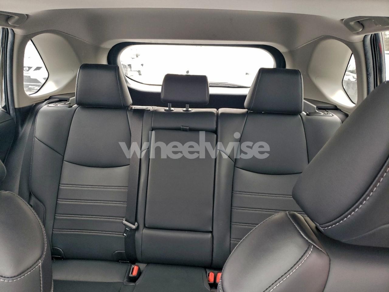 Photo 10 of 2021 TOYOTA RAV4 XLE PREMIUM (VIN 2T3A1RFV5MC167174)