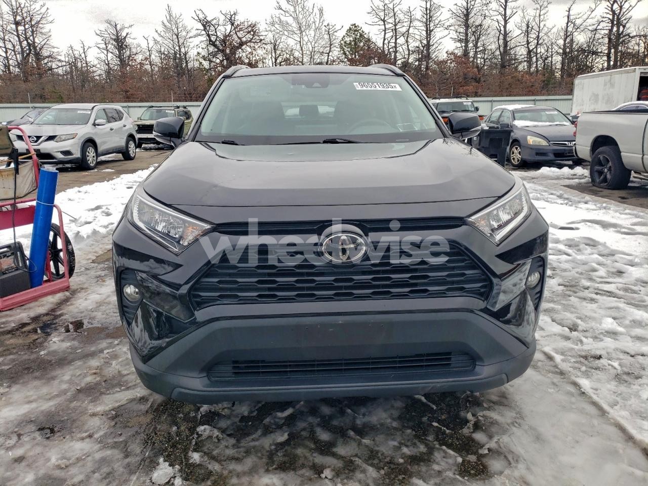 Photo 5 of 2021 TOYOTA RAV4 XLE PREMIUM (VIN 2T3A1RFV5MC167174)