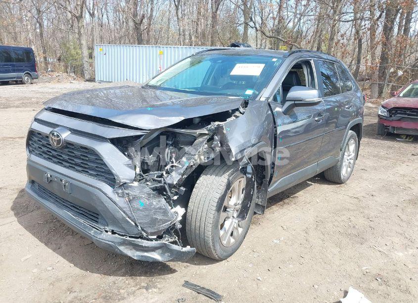 Photo 6 of 2021 Toyota Rav4 XLE PREMIUM (VIN 2T3A1RFV5MW229235)