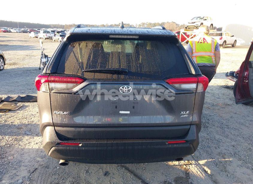 Photo 16 of 2022 Toyota Rav4 XLE PREMIUM (VIN 2T3A1RFV5NC319388)