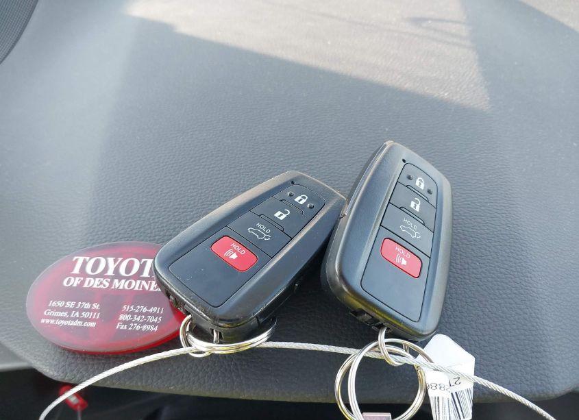 Photo 11 of 2022 Toyota Rav4 XLE PREMIUM (VIN 2T3A1RFV5NW288674)