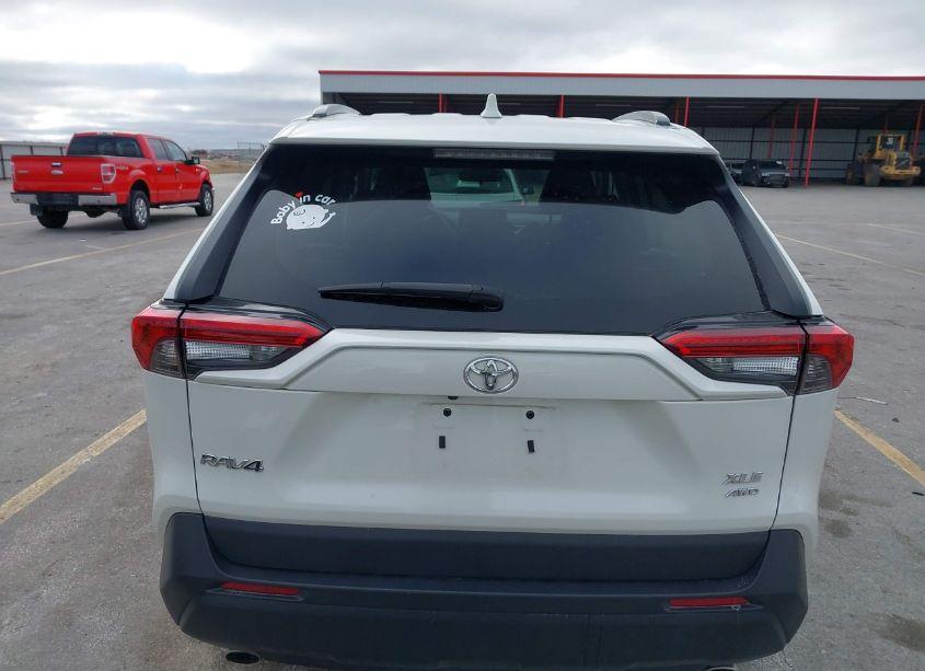 Photo 17 of 2022 Toyota Rav4 XLE PREMIUM (VIN 2T3A1RFV5NW288674)