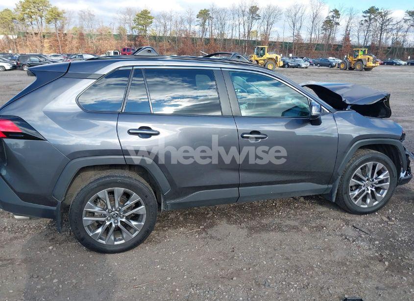 Photo 13 of 2023 Toyota Rav4 XLE PREMIUM (VIN 2T3A1RFV5PC353687)