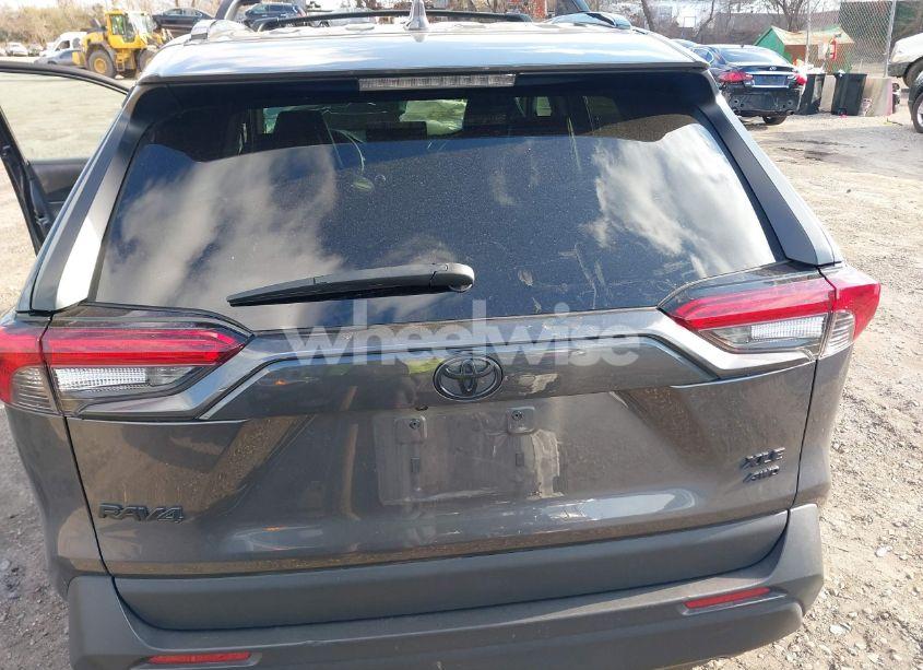 Photo 16 of 2023 Toyota Rav4 XLE PREMIUM (VIN 2T3A1RFV5PC353687)