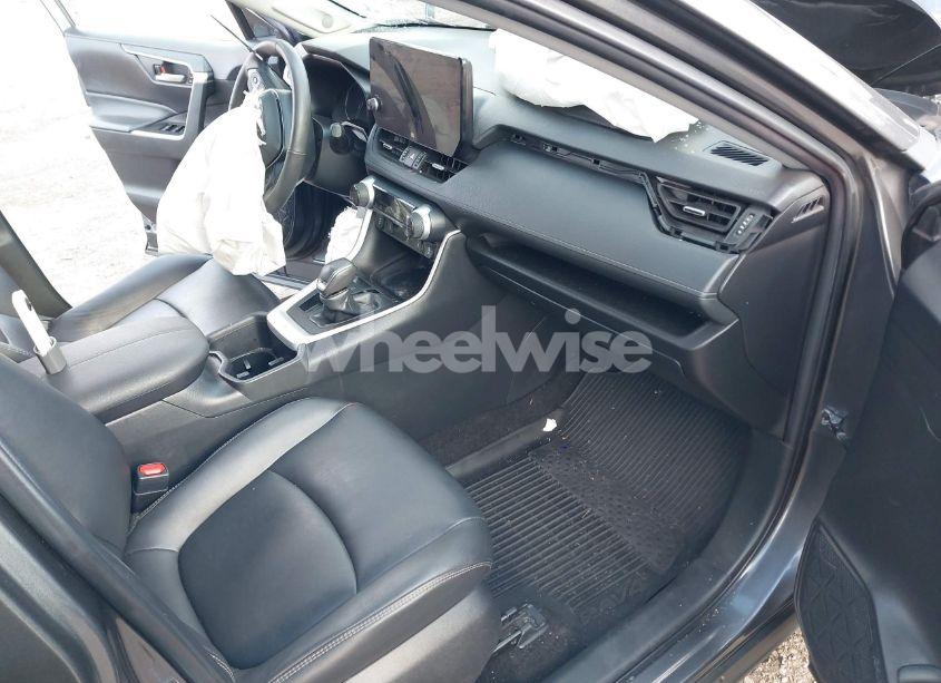 Photo 5 of 2023 Toyota Rav4 XLE PREMIUM (VIN 2T3A1RFV5PC353687)