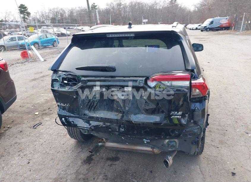 Photo 16 of 2024 Toyota Rav4 XLE PREMIUM (VIN 2T3A1RFV5RC402020)