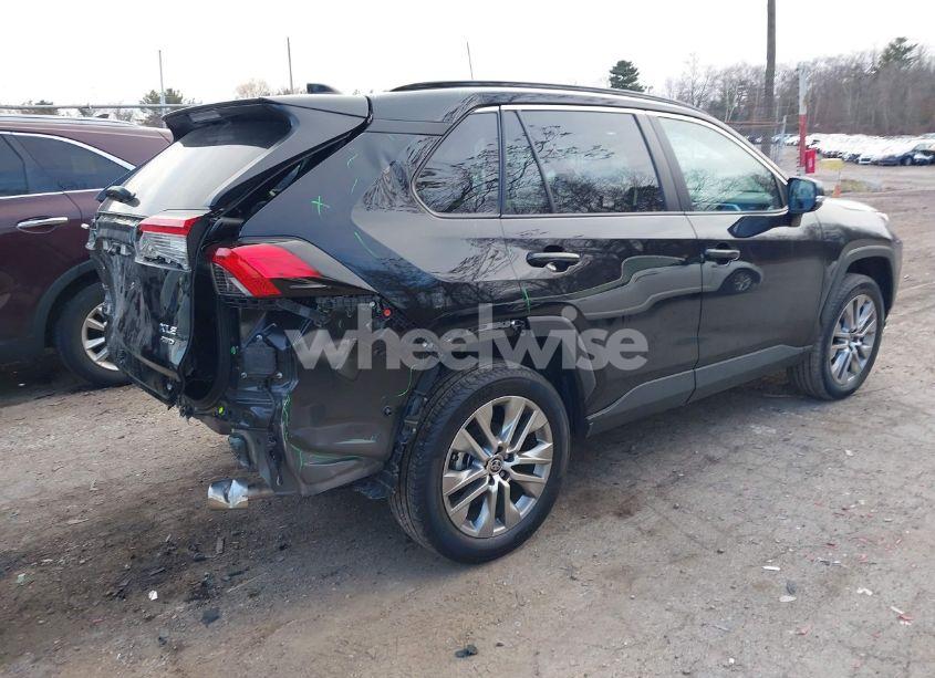 Photo 4 of 2024 Toyota Rav4 XLE PREMIUM (VIN 2T3A1RFV5RC402020)