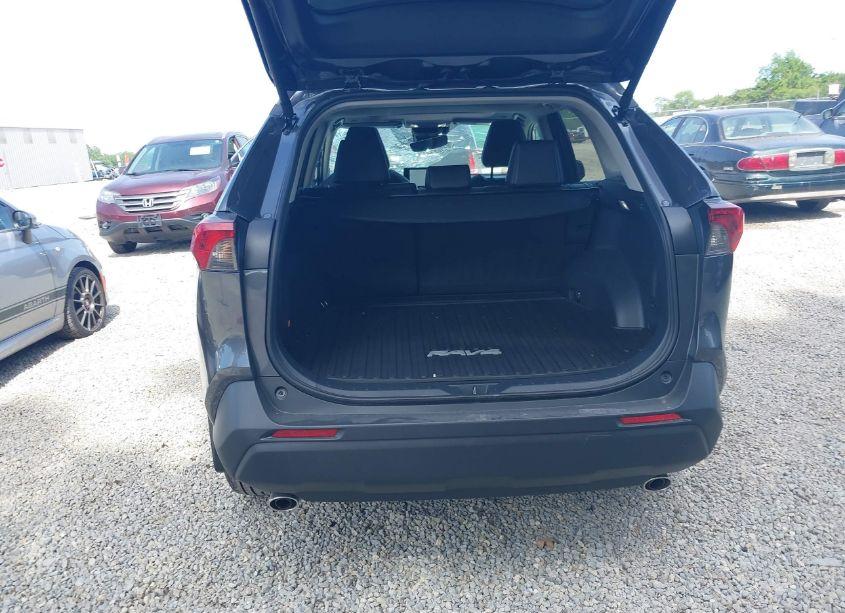 Photo 17 of 2024 Toyota Rav4 XLE PREMIUM (VIN 2T3A1RFV5RC440086)