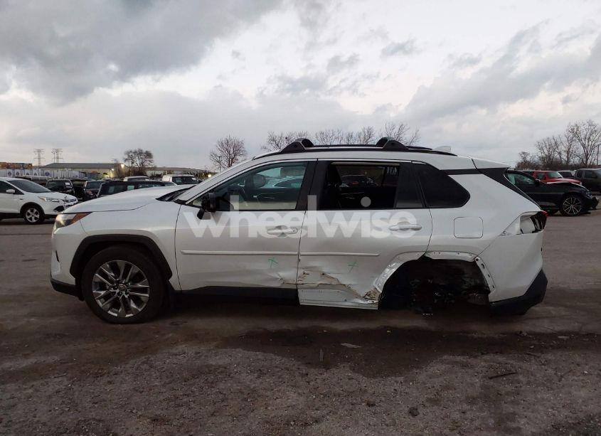 Photo 15 of 2024 Toyota Rav4 XLE PREMIUM (VIN 2T3A1RFV5RW435145)