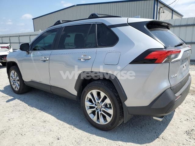 2025 TOYOTA RAV4 XLE PREMIUM (VIN 2T3A1RFV5SC525015) main photo