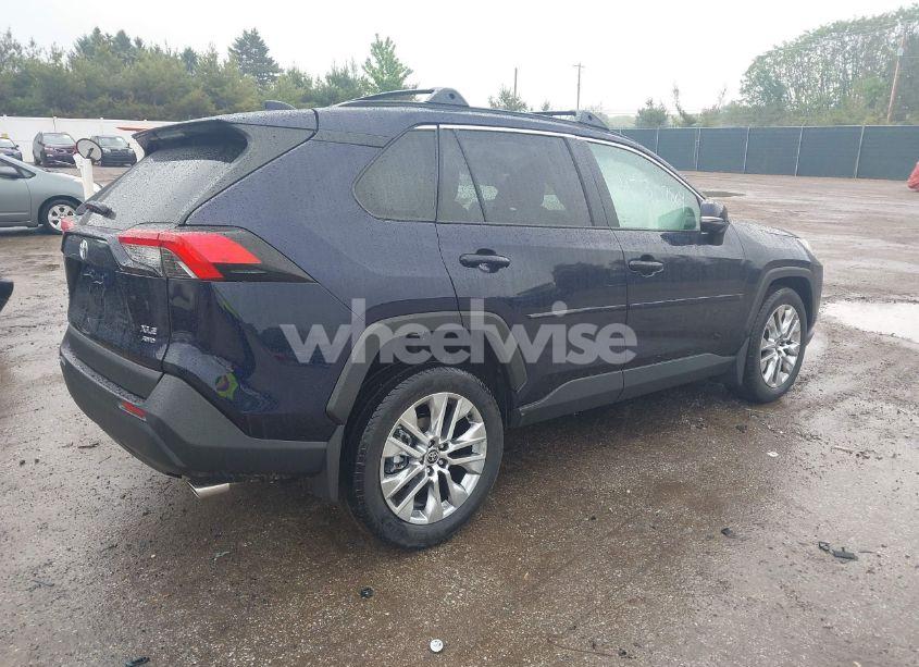 Photo 4 of 2025 Toyota Rav4 XLE PREMIUM (VIN 2T3A1RFV5SW532318)