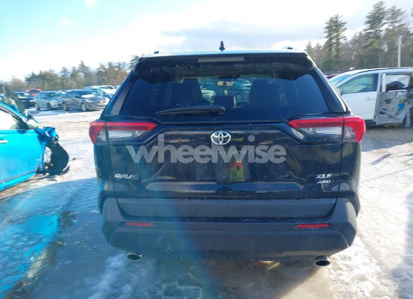 Photo 17 of 2021 Toyota Rav4 XLE PREMIUM (VIN 2T3A1RFV6MW161625)