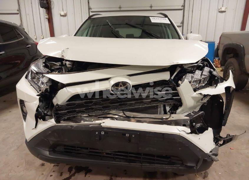 Photo 6 of 2021 Toyota Rav4 XLE PREMIUM (VIN 2T3A1RFV6MW170874)