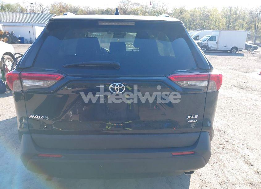Photo 16 of 2022 Toyota Rav4 XLE PREMIUM (VIN 2T3A1RFV6NC283890)