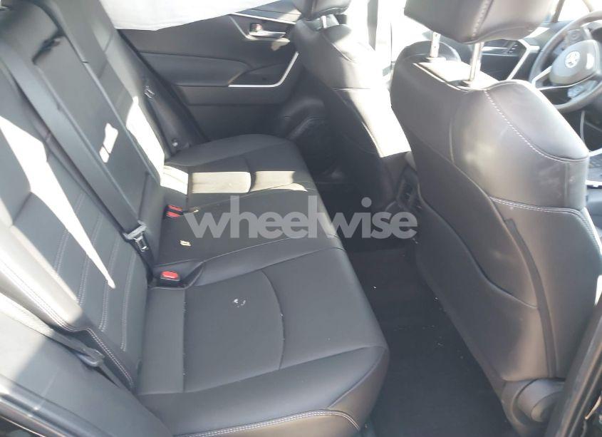 Photo 8 of 2022 Toyota Rav4 XLE PREMIUM (VIN 2T3A1RFV6NC283890)