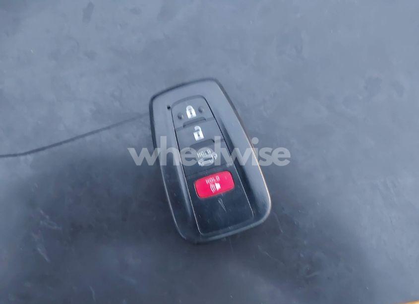 Photo 11 of 2022 Toyota Rav4 XLE PREMIUM (VIN 2T3A1RFV6NW288067)