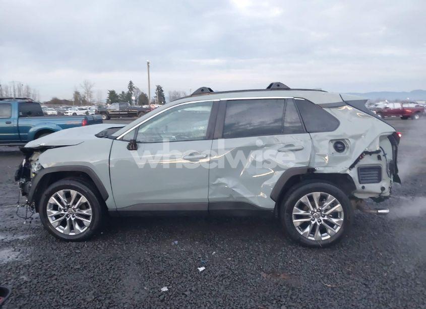 Photo 15 of 2022 Toyota Rav4 XLE PREMIUM (VIN 2T3A1RFV6NW288067)