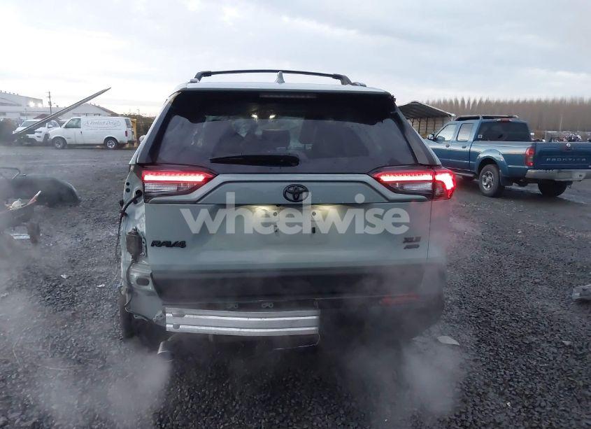 Photo 17 of 2022 Toyota Rav4 XLE PREMIUM (VIN 2T3A1RFV6NW288067)