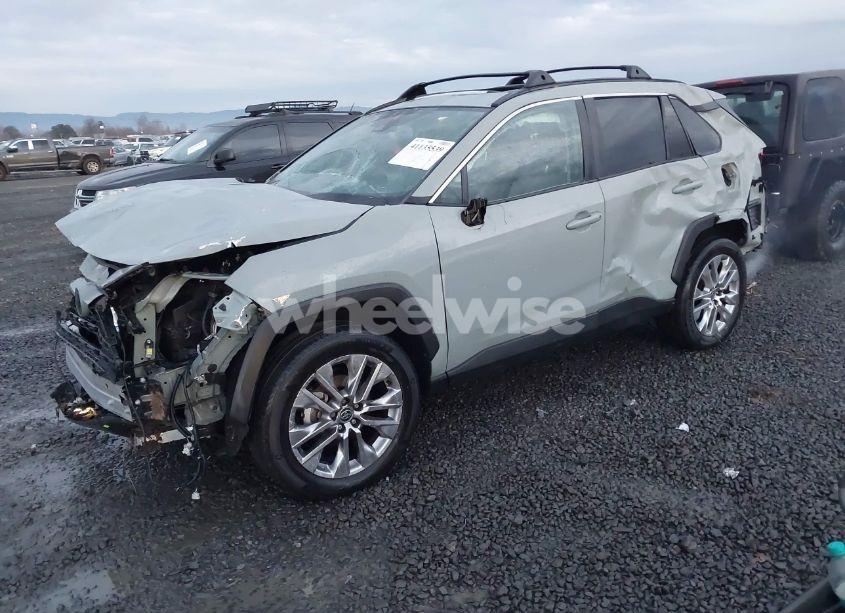 Photo 2 of 2022 Toyota Rav4 XLE PREMIUM (VIN 2T3A1RFV6NW288067)