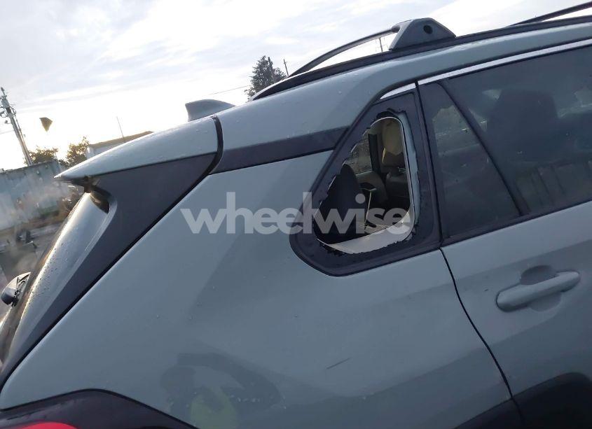 Photo 20 of 2022 Toyota Rav4 XLE PREMIUM (VIN 2T3A1RFV6NW288067)