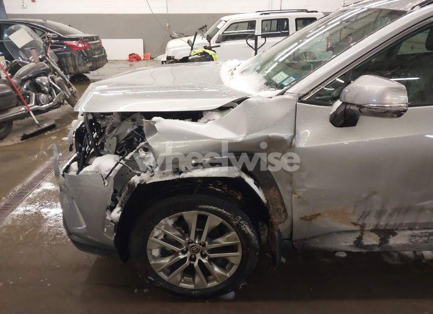 Photo 18 of 2023 Toyota Rav4 XLE PREMIUM (VIN 2T3A1RFV6PC374323)