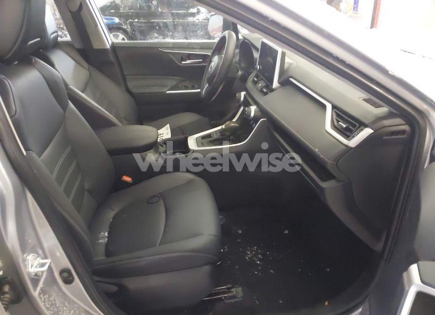 Photo 5 of 2023 Toyota Rav4 XLE PREMIUM (VIN 2T3A1RFV6PC374323)