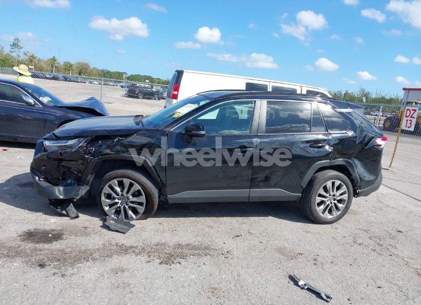 Photo 14 of 2023 Toyota Rav4 XLE PREMIUM (VIN 2T3A1RFV6PC375648)