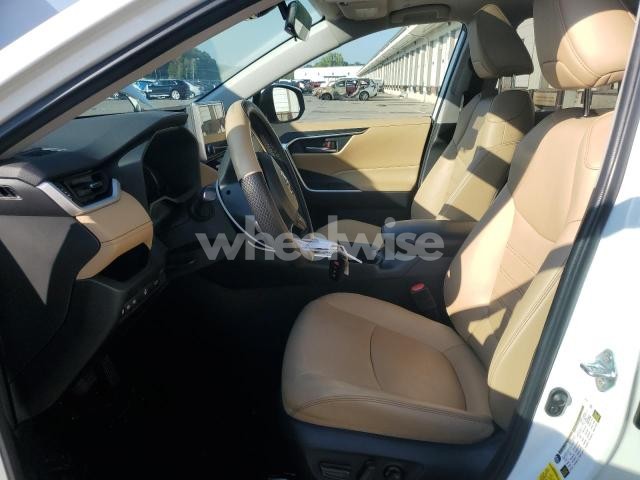 Photo 5 of 2023 TOYOTA RAV4 XLE PREMIUM (VIN 2T3A1RFV6PW362770)