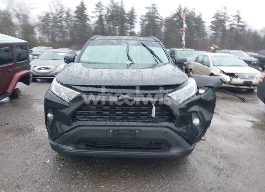 Photo 13 of 2019 Toyota Rav4 XLE PREMIUM (VIN 2T3A1RFV7KC010677)