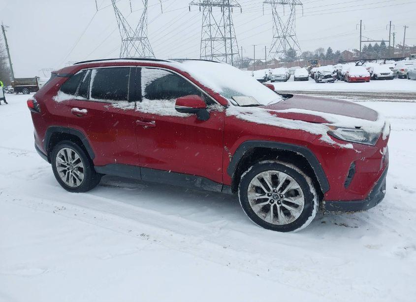 2019 Toyota Rav4 XLE PREMIUM (VIN 2T3A1RFV7KW002464) main photo