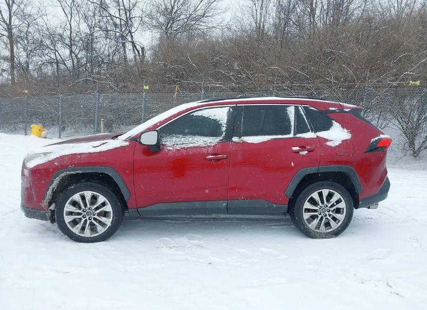 Photo 14 of 2019 Toyota Rav4 XLE PREMIUM (VIN 2T3A1RFV7KW002464)