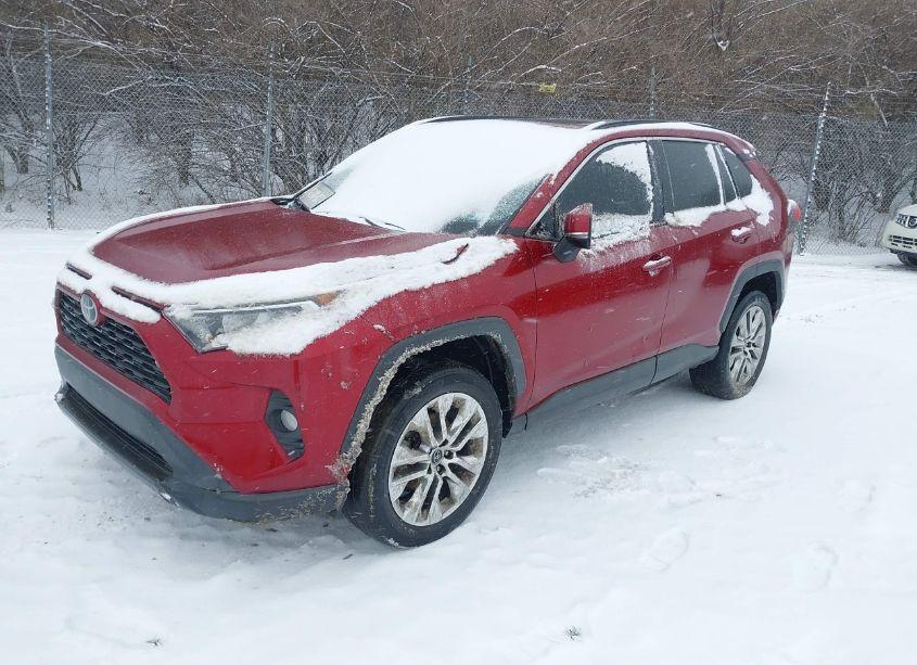 Photo 2 of 2019 Toyota Rav4 XLE PREMIUM (VIN 2T3A1RFV7KW002464)