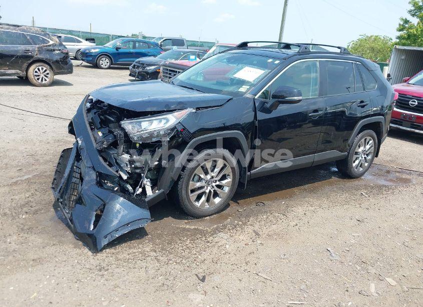 Photo 2 of 2020 Toyota Rav4 XLE PREMIUM (VIN 2T3A1RFV7LW086948)