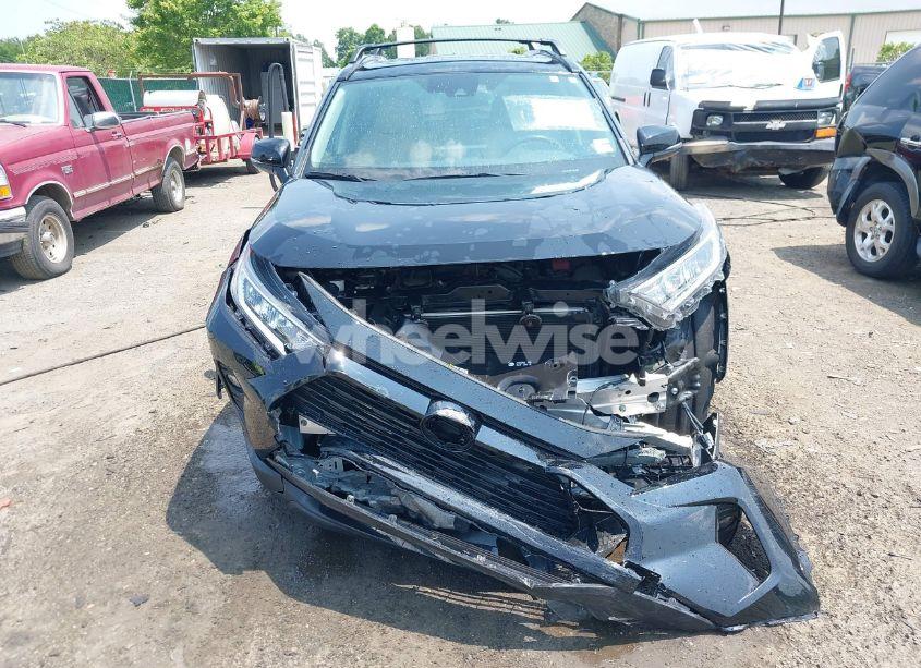Photo 6 of 2020 Toyota Rav4 XLE PREMIUM (VIN 2T3A1RFV7LW086948)
